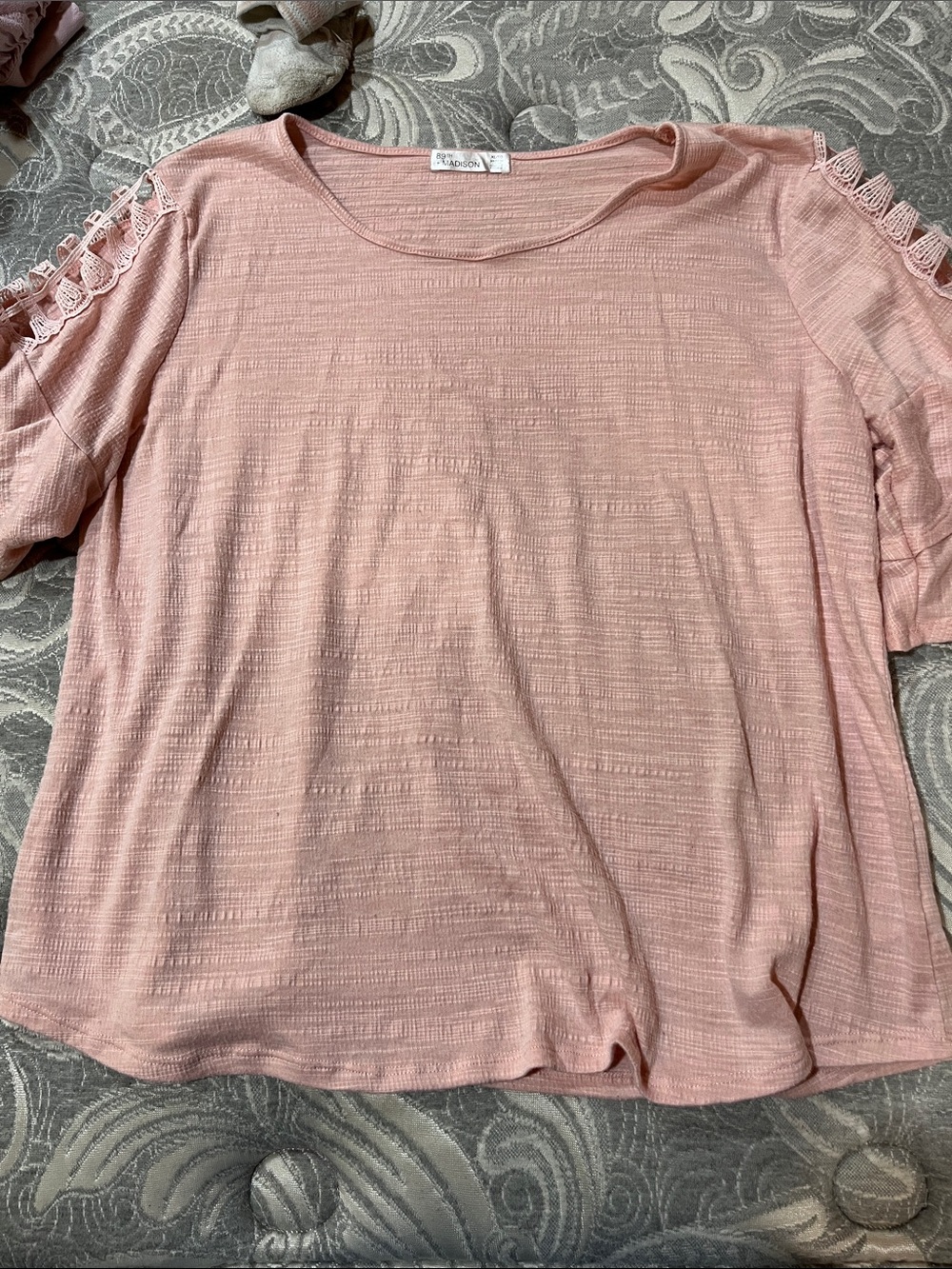 89th & Madison Blush Pink Short Sleeve Top with Lace Trim